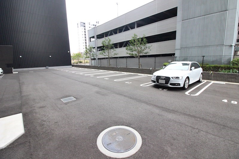 アーティックス門司ヘリテイジ 駐車場