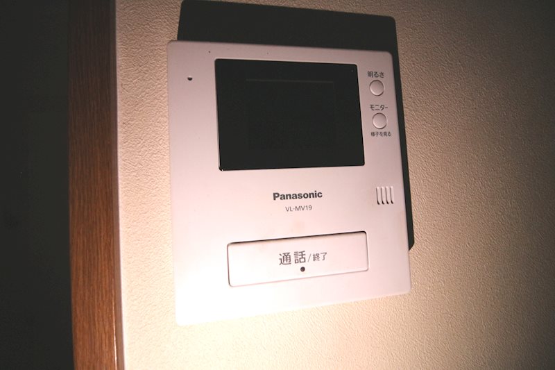 ザ・ポムロール セキュリティ