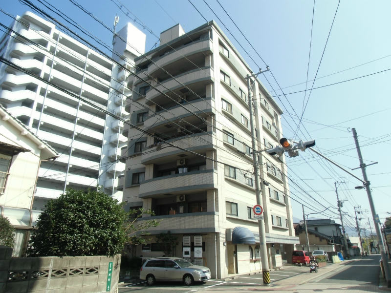ランドスペース弁天町  外観