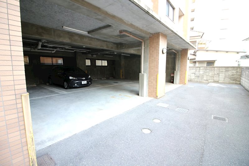 MDIインターフェイス竪町 駐車場
