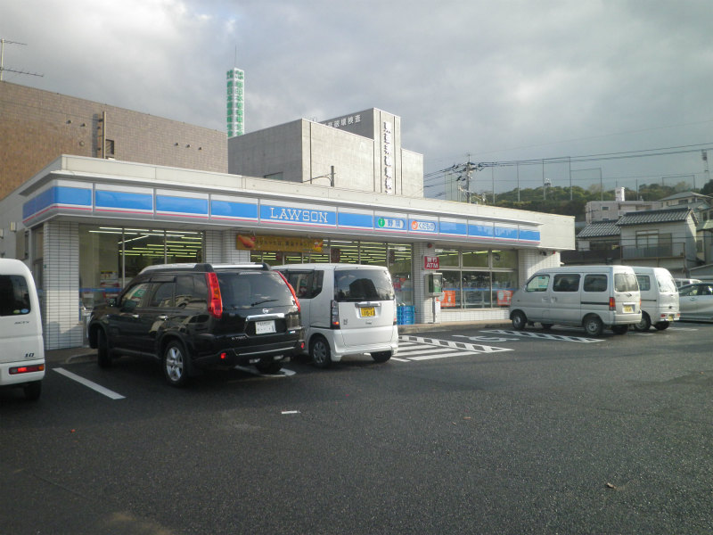 MDI プロスレガーロ THE OUTLETS前 コンビニ