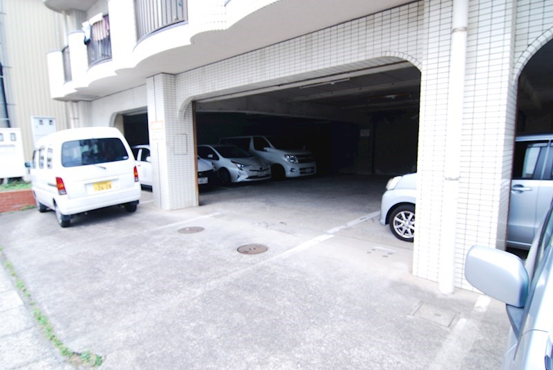 アスティー別院  駐車場
