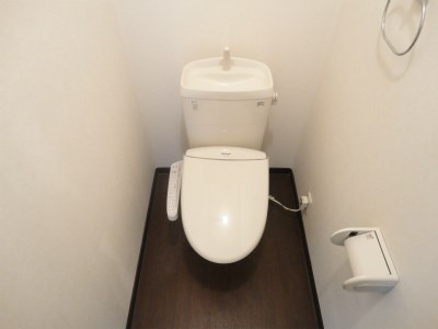エルメゾン赤坂Ａ棟   トイレ
