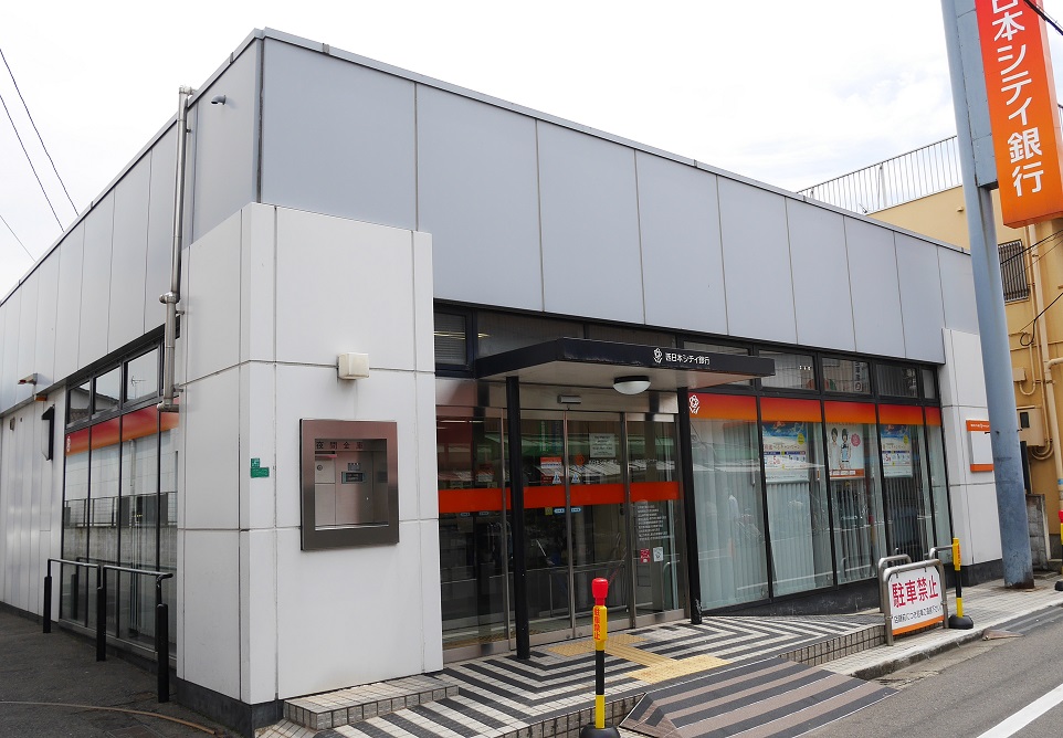 トレス下富野 銀行