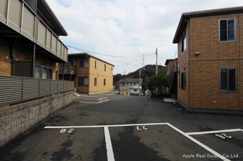 ビューテラス清田2棟   駐車場