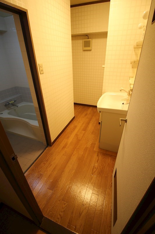 KNビル古船場 洗面所