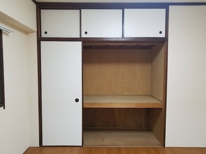 黄金町スカイマンション    収納