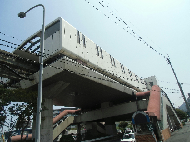 エボリューション徳力  駅