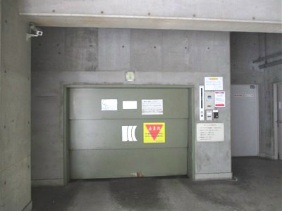 片野レジデンシャルビル  駐車場