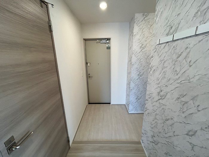 D-ROOM中井 玄関