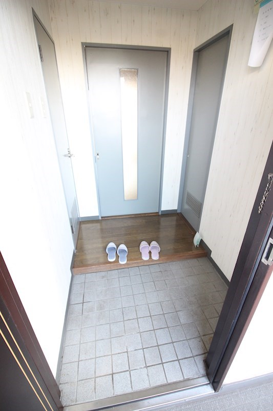 グッタープラッツ緑ヶ丘Ⅱ番館  玄関