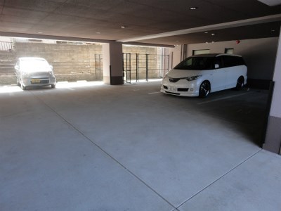 アンジェロポストⅡ 駐車場