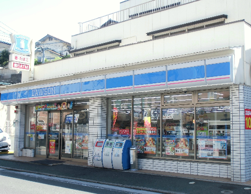 ボヌールⅡ  コンビニ