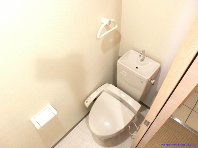リード大手町  トイレ