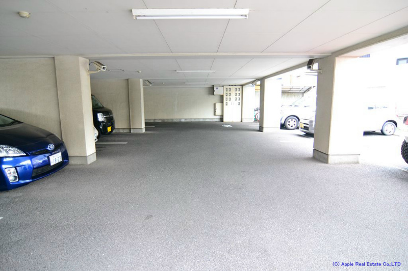 リベルテ南小倉   駐車場