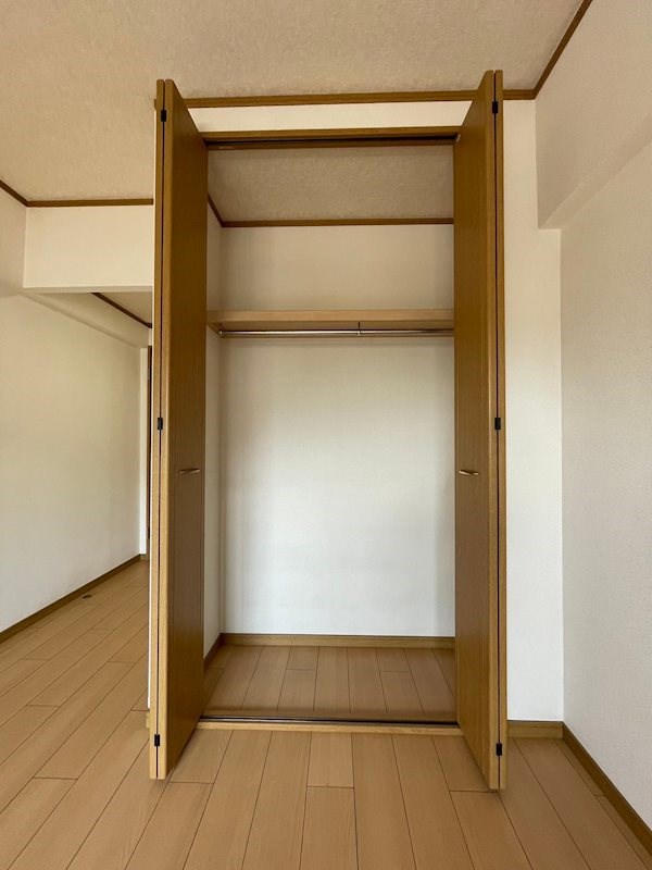 福岡県北九州市小倉北区片野１丁目 収納
