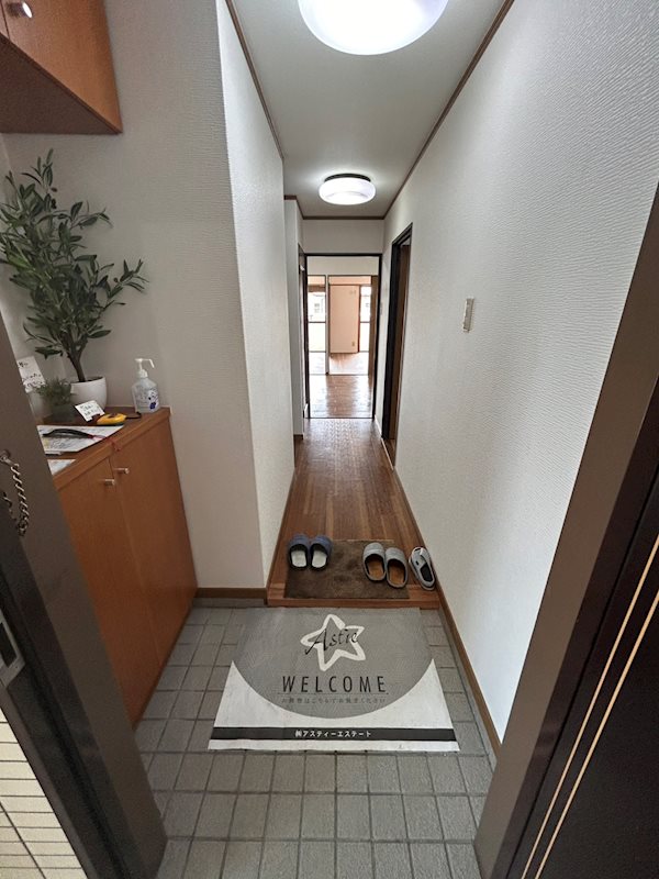 菊竹ビル金鶏 玄関