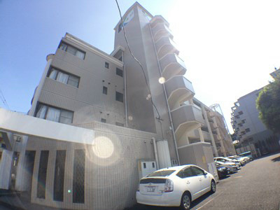 菊竹ビル金鶏 外観