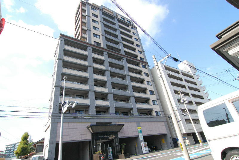 ニューサンリバー13番館 外観