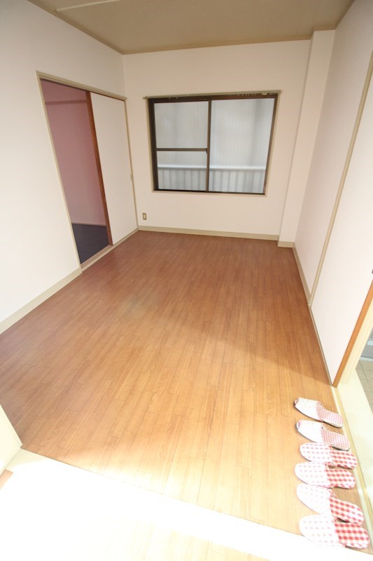 第一興産若戸ビル その他