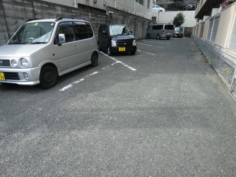パルコチェントラーレ 駐車場
