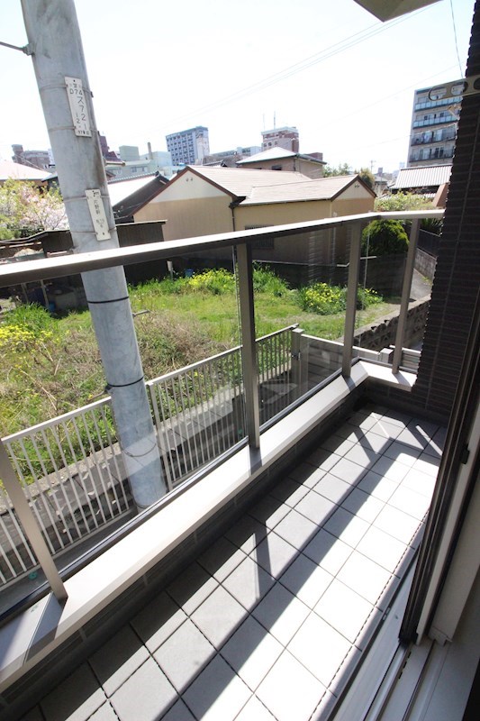 福岡県北九州市小倉北区三萩野１丁目5-38 ベランダ