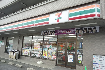 サンラプロ中二十町 コンビニ