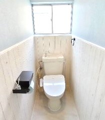 千防三丁目戸建  トイレ