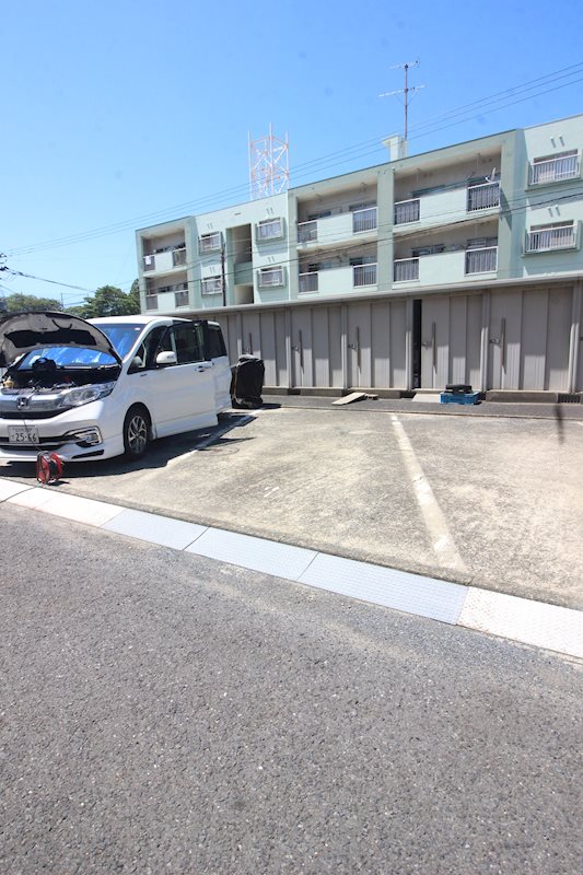 井堀南団地3号棟  駐車場