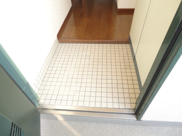 ウィルステージ霧ヶ丘 玄関