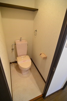 アヌビアス紫川   トイレ