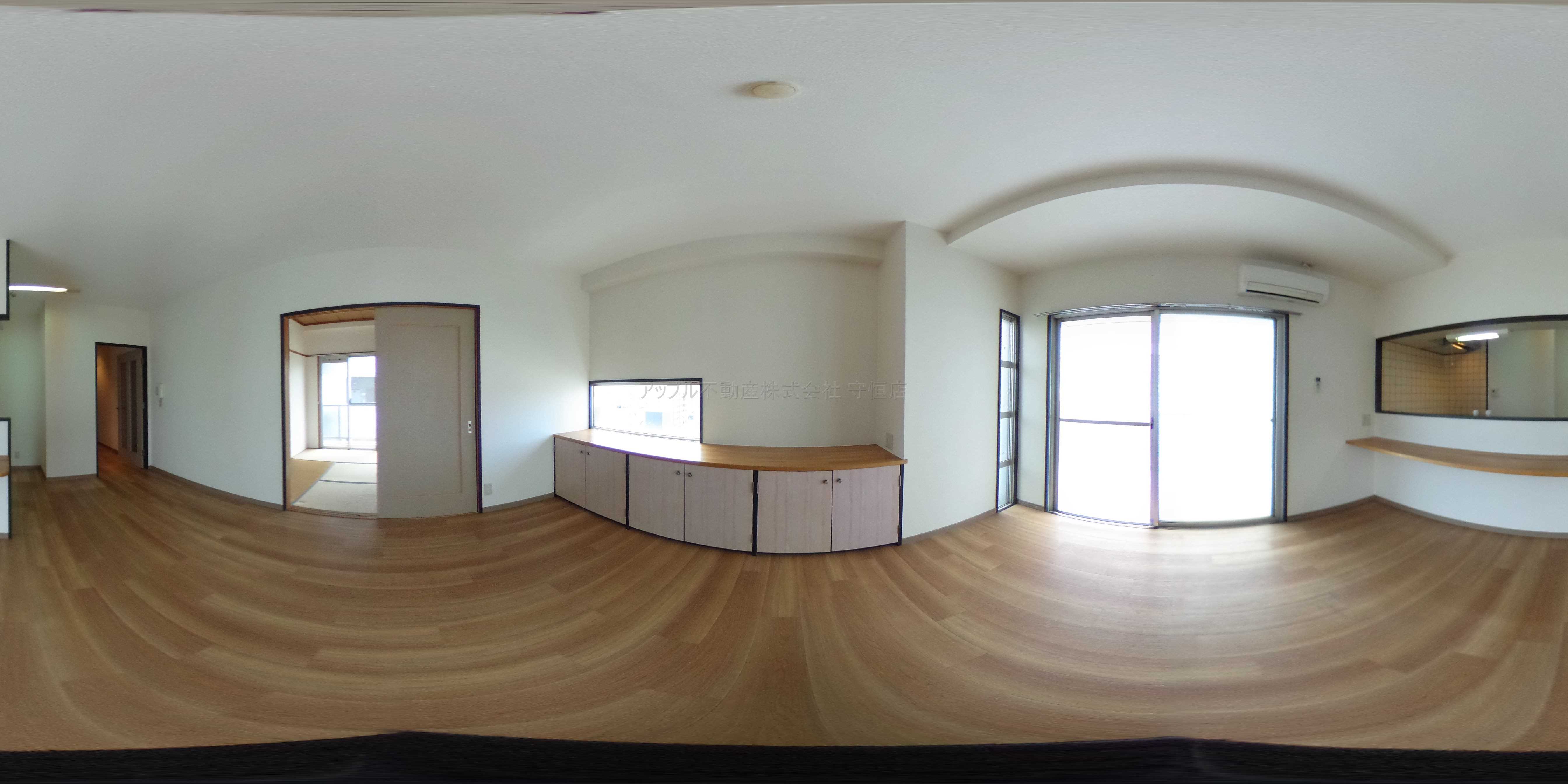 珪州館  リビング