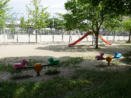 シャトレ大手町Ｎ棟  公園