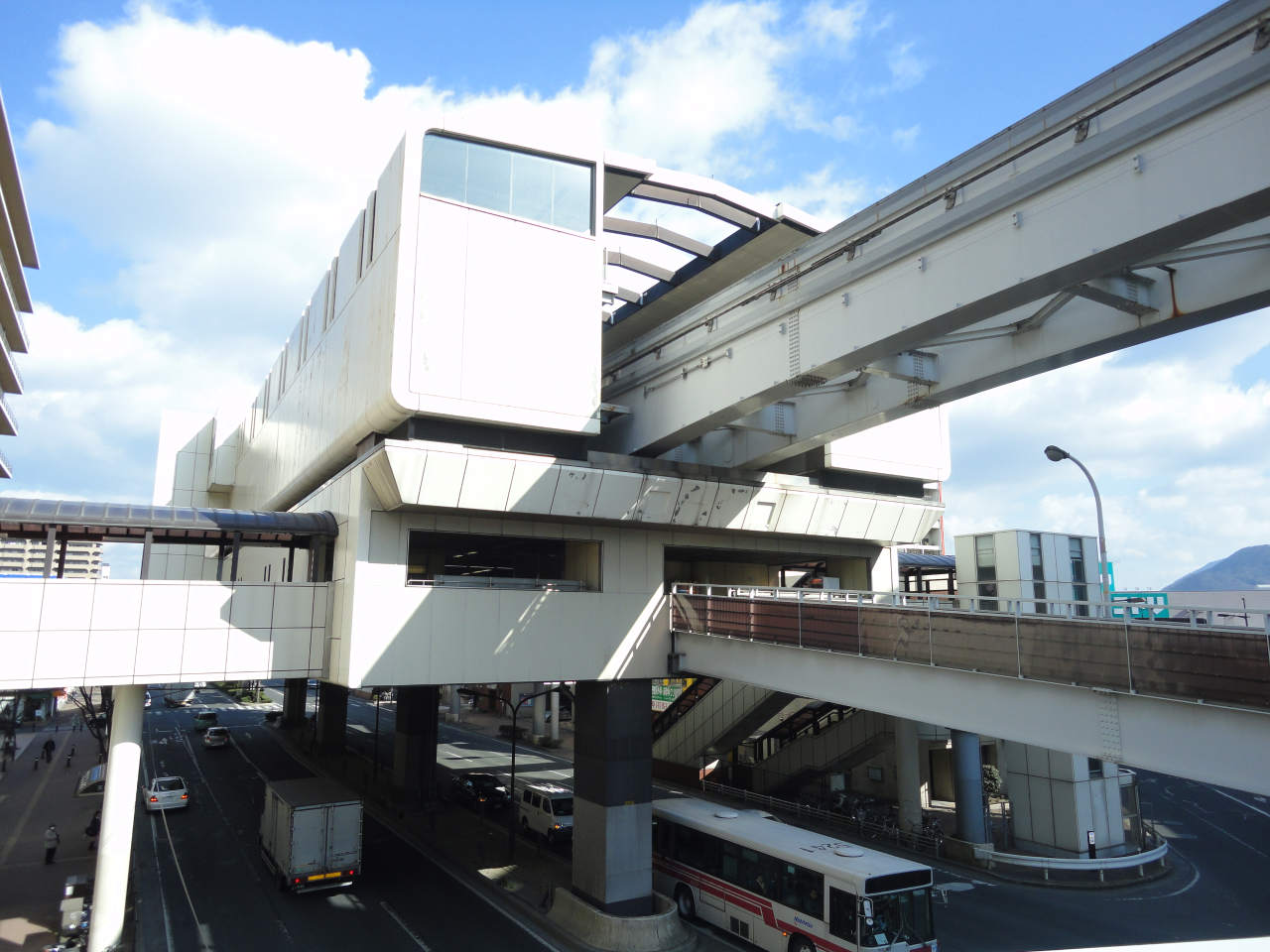 ラフィーネ小倉 駅