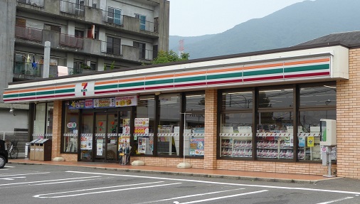 千草ハイツ　A  コンビニ