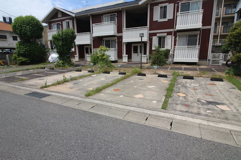 菜摘館  駐車場