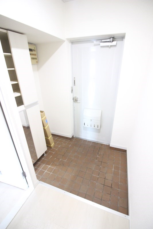城野駅前ビル 玄関