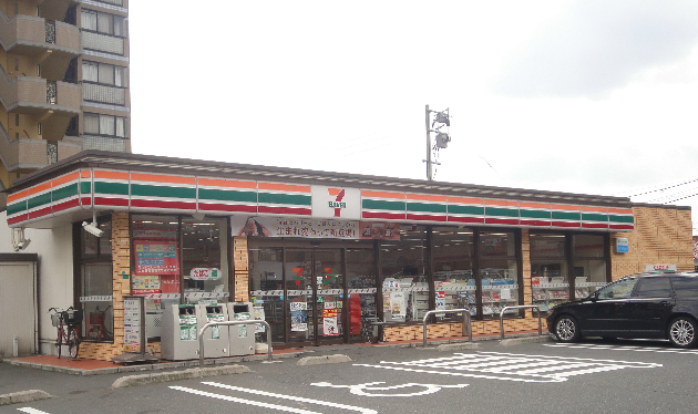 サンヴィレッジ虹山 コンビニ