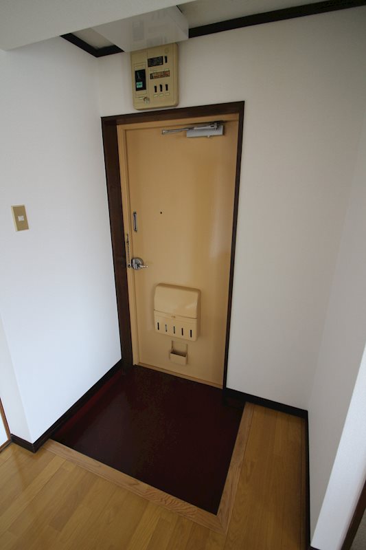 ハイツ池田  玄関