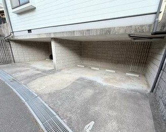 リッツハイム 駐車場