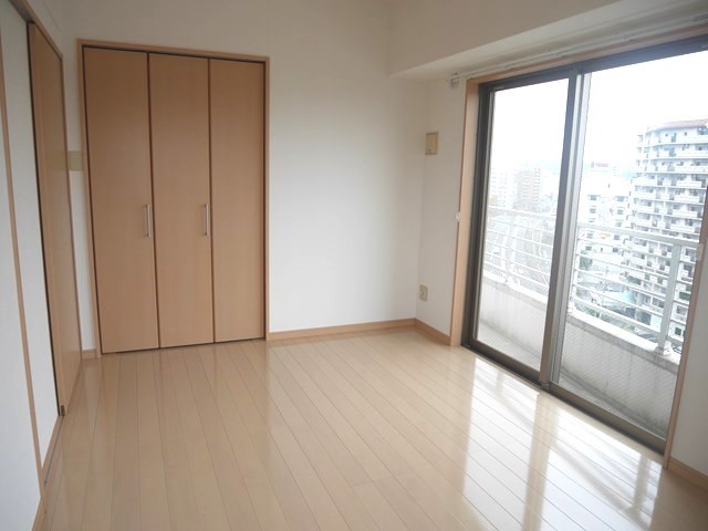 WIN小倉  ベッドルーム