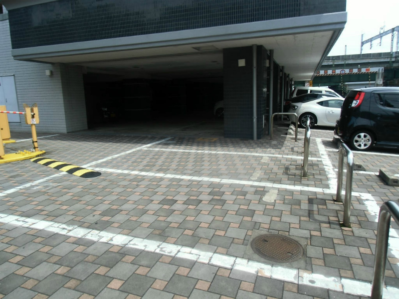 №35 サーファーズプロジェクト2100小倉駅  駐車場