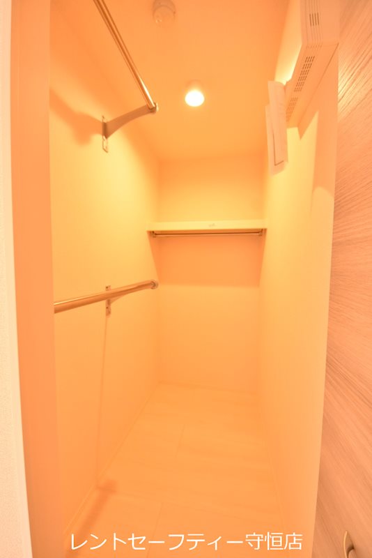D-room城野  収納