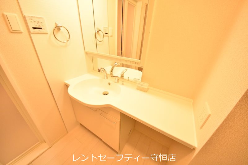 D-room城野  洗面所