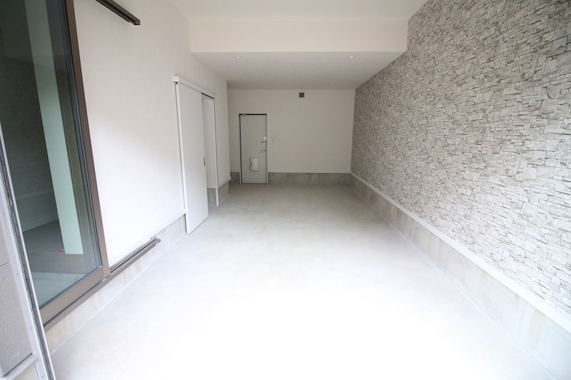 Excel Garage 小倉南B棟 駐車場