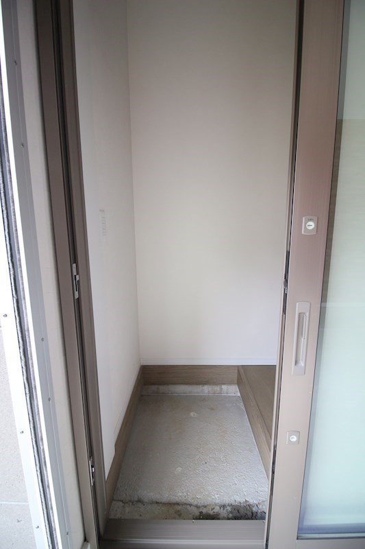Excel Garage 小倉南B棟 玄関