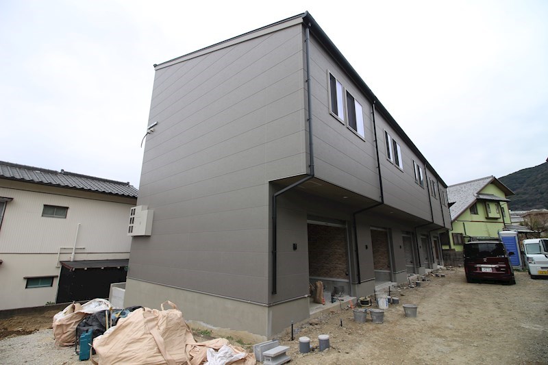 Excel Garage 小倉南B棟 外観
