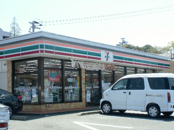 KIRA YAESU コンビニ