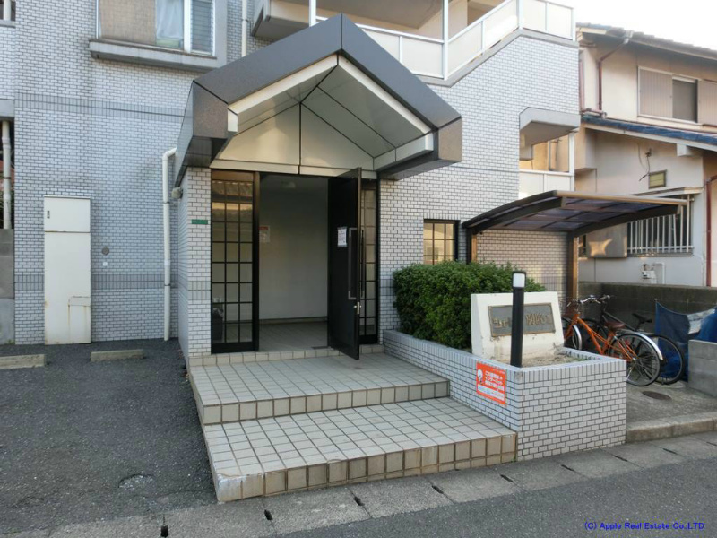 シャトレ別院Ⅲ エントランス