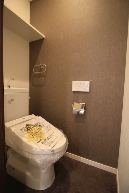 THE SQUARE・Platinum Residence トイレ